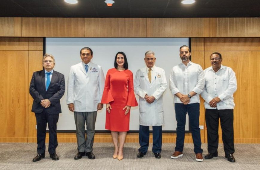 Gobierno anuncia creaci&oacute;n centro de cirug&iacute;a cardiovascular infantil en la Ciudad Sanitaria Luis E. Aybar