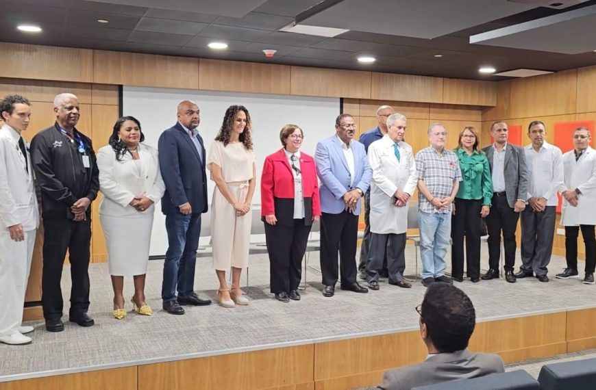 SRSM e IMAHelps inician jornada de cirug&iacute;as gratuitas con m&eacute;dicos de RD y EE.UU.