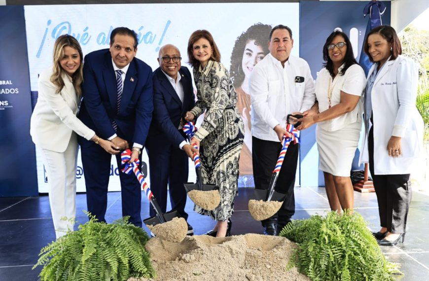 Vicepresidenta da inicio trabajos de construcci&oacute;n Unidad de Quemados en Hospital Robert Reid