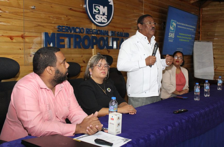 Actualizan a hospitales de la Regi&oacute;n Metropolitana en Bioseguridad y Prevenci&oacute;n de Riesgos
