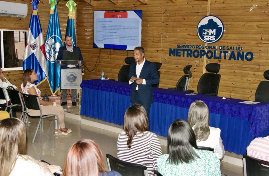 Sensibilizan a colaboradores de hospitales SRSM sobre Sistema Nacional de Atenci&oacute;n Ciudadana 3-1-1