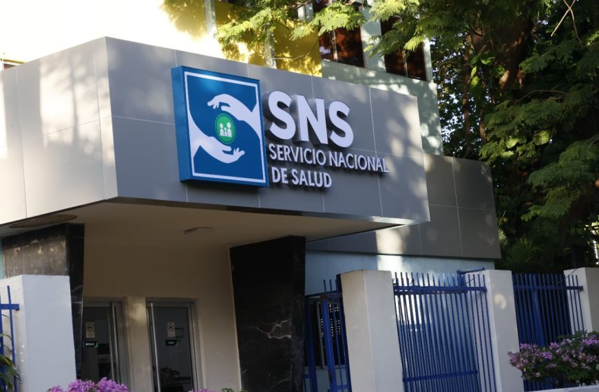 Director del SNS anuncia para este fin de semana incorporaci&oacute;n de 30 camas adicionales para salud mental en seis hospitales provinciales