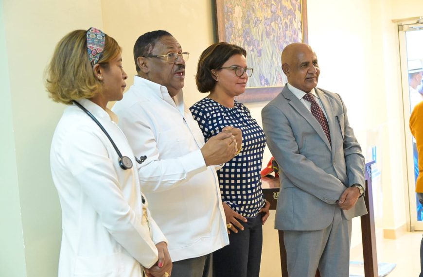 Dejan posesionada a la doctora Catalina Fabi&aacute;n como directora del Hospital Provincial Dr. &Aacute;ngel Contreras