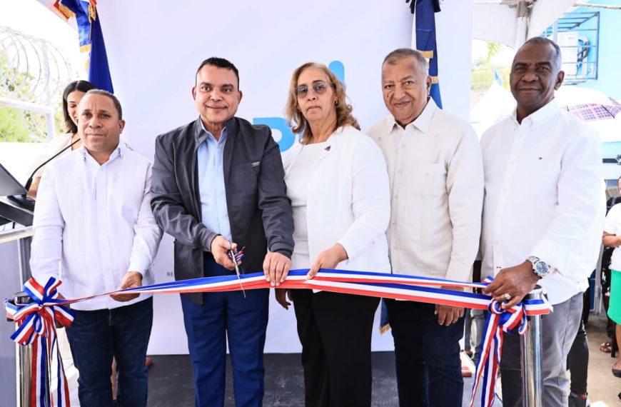 SNS entrega tres CPN en San Crist&oacute;bal y Ban&iacute;; fortalece servicios hospitalarios en el Este