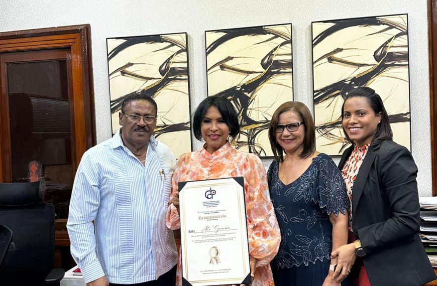 El SRSO valora reconocimiento del CDP a trayectoria de periodista Ada Guzm&aacute;n