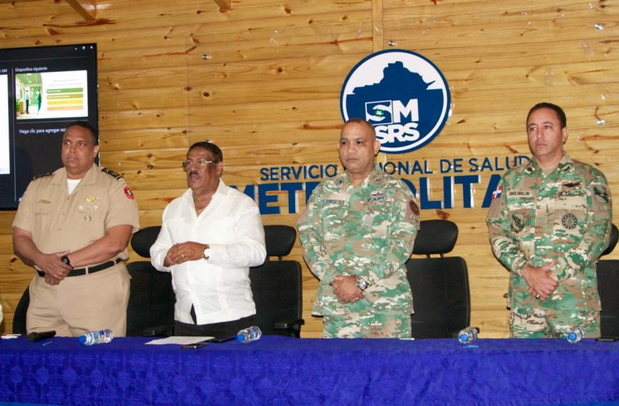 El SNS y el SRSO capacitan a encargados de Seguridad para reforzar hospitales de la Regional Ozama